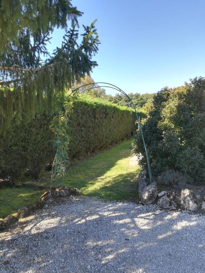 Le Ti'Roussat Bed and Breakfast Saint-André-de-Cubzac Buitenkant foto